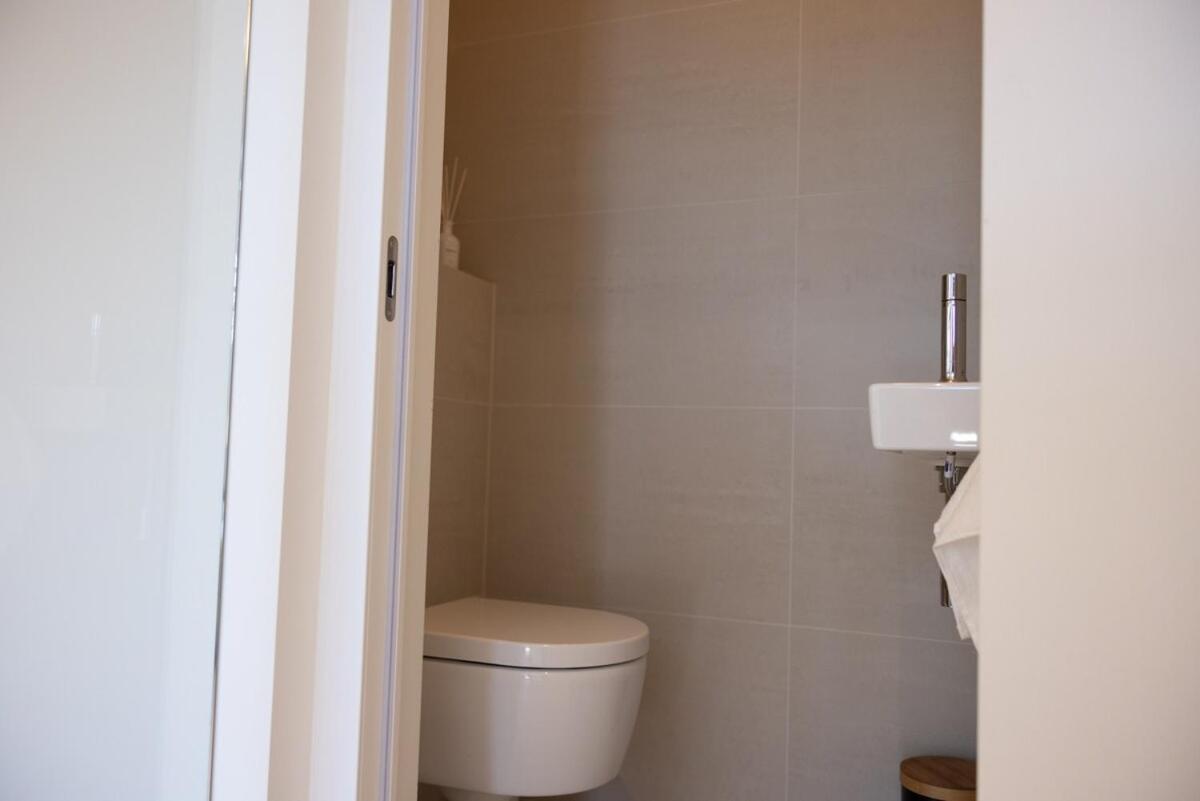 Brand New Apartment Синт-Никлас Екстериор снимка